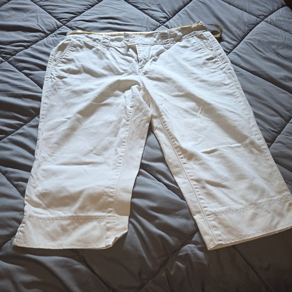 Liz Claiborn Capri Jeans - Size 16